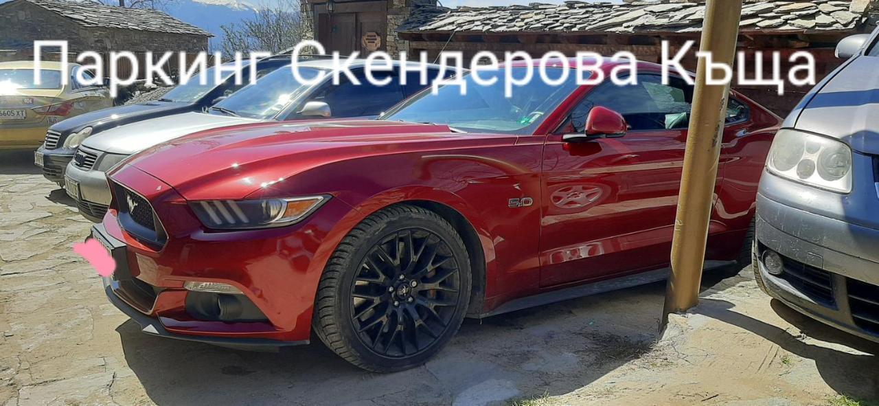 Семеен Хотел Скендерова Къща Lešten Exteriér fotografie